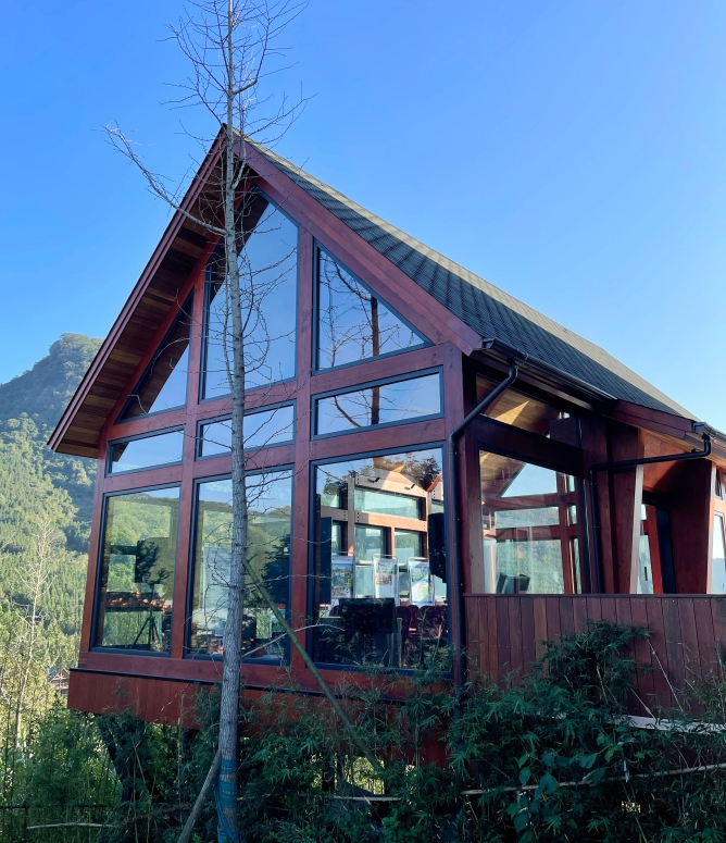 清远小三江温泉度假景区木屋工程